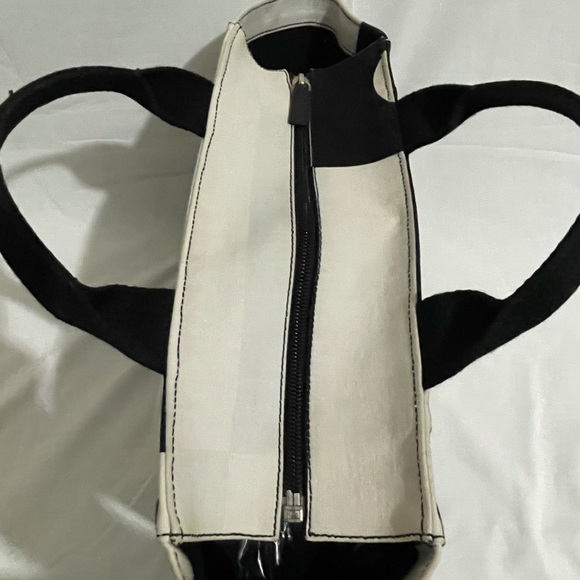 💥WEEKEND SALE💥 
Authentic Bally hand bag - Picture 9 of 12